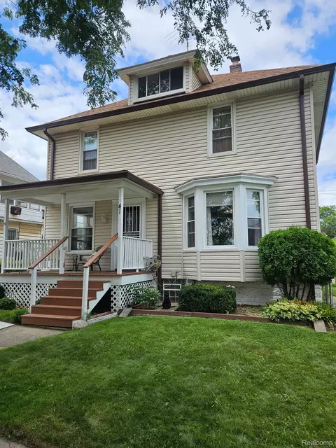 41 Ferris St, Highland Park, MI 48203