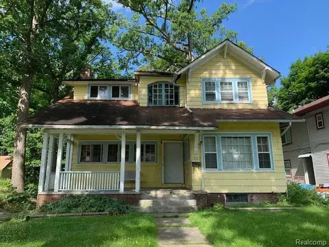 1627 N Grand Traverse St, Flint, MI 48503