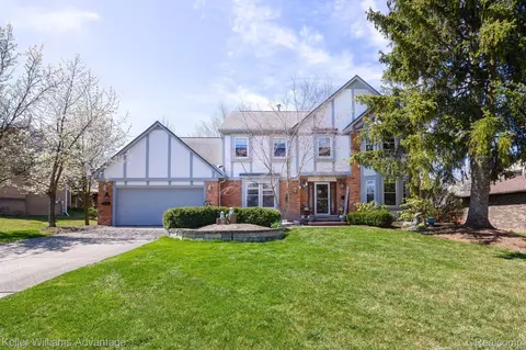 45584 Freemont, Novi, MI 48374