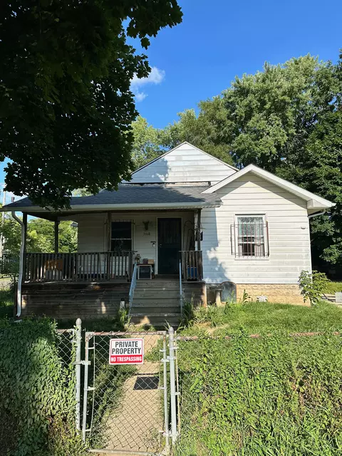 3918 Trumbull Ave, Flint, MI 48504