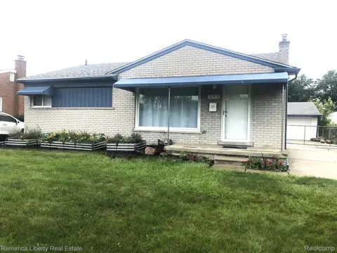 32052 Joy Rd, Livonia, MI 48150