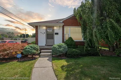 8905 Niver Ave, Allen Park, MI 48101