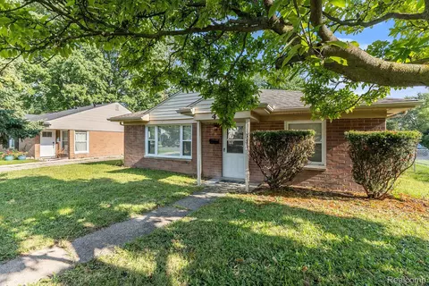 4467 W 14 Mile Rd, Royal Oak, MI 48073