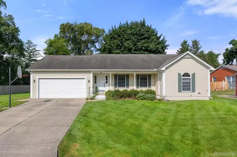 44829 Duffield Ave, Sterling Heights, MI 48314