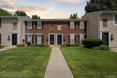 1626 Orchard Dr, Canton, MI 48188
