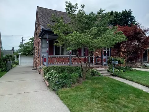1649 Hollywood St, Dearborn, MI 48124