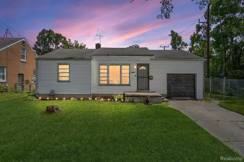 18034 Orleans St, Highland Park, MI 48203