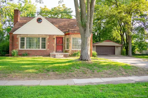 34950 Van Born Rd, Wayne, MI 48184