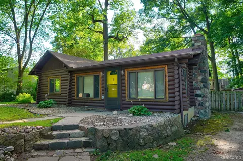 545 Bancroft St, Imlay City, MI 48444