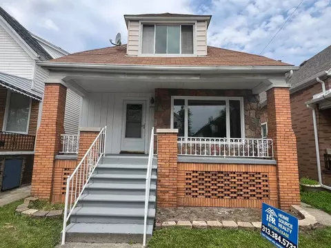 2635 Belmont St, Hamtramck, MI 48212