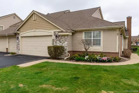 1717 Thistle Dr, Canton, MI 48188