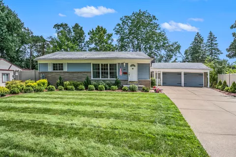 311 Reitman Crt Ct, Rochester Hills, MI 48307