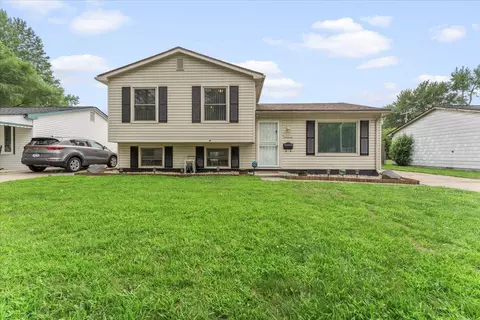 15714 Woodmont St, Romulus, MI 48174