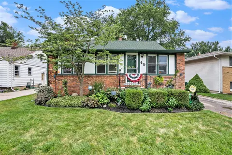 49 S Custer Ave, Clawson, MI 48017