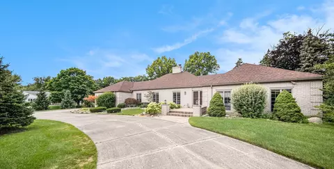 45854 Beacon Hill Cir, Plymouth, MI 48170