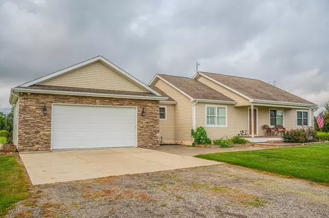 2642 Swaffer Rd, Rich, MI 48760