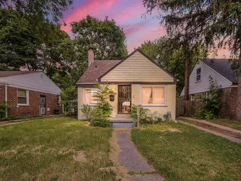 19712 Lahser Rd, Detroit, MI 48219