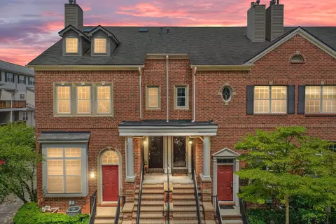 16832 Farmington Rd, Livonia, MI 48154