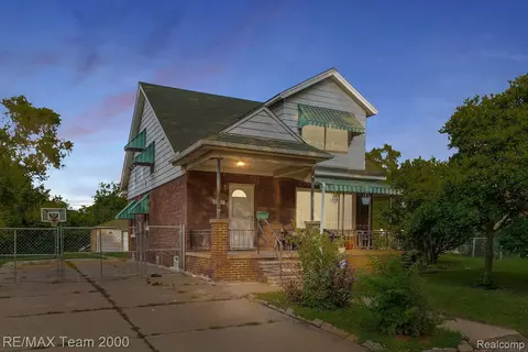 3222 Amazon St, Dearborn, MI 48120