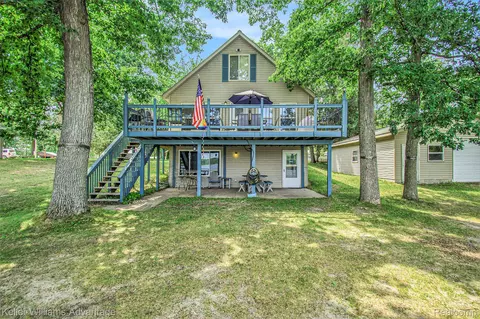 5945 Quail Dr, Backus, MI 48656