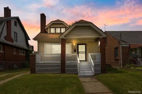13383 Strathmoor St, Detroit, MI 48227