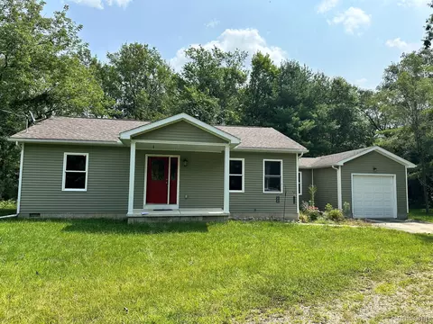 2738 N Lapeer Rd, Mayfield, MI 48446