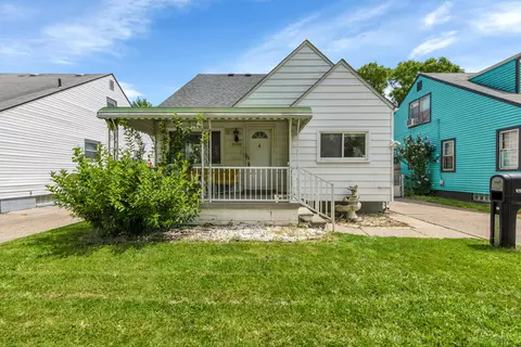 21100 Panama St, Warren, MI 48091