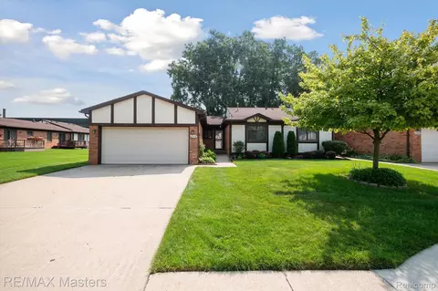 25052 Joanne Smith Dr, Warren, MI 48091