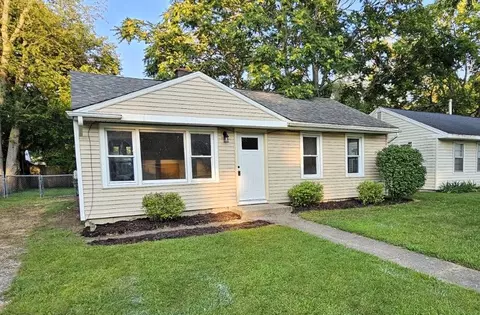 28 Lamora Ave, Battle Creek, MI 49037
