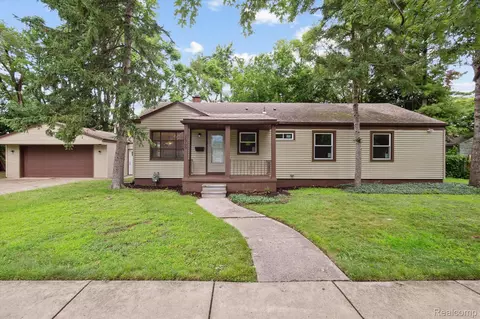 26700 Elmira S, Redford, MI 48239