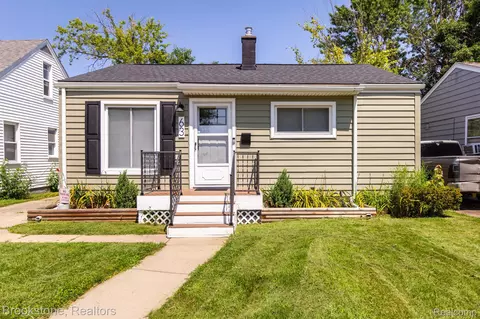 63 E Hudson Ave, Madison Heights, MI 48071