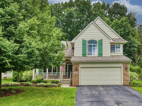 2613 Hilltop Ln, Oceola, MI 48843