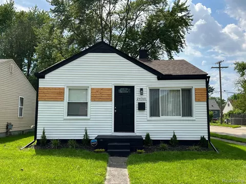24301 Columbus Ave, Warren, MI 48089