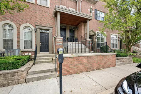 22147 W Village Dr, Dearborn, MI 48124
