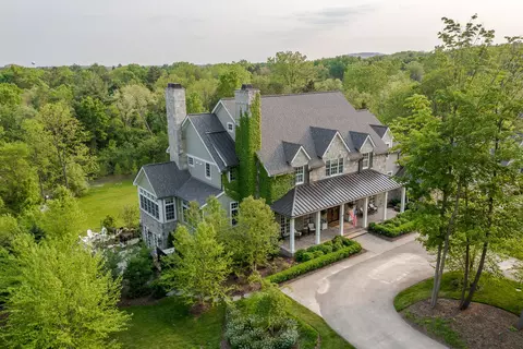 47033 Timberlane St, Northville, MI 48167