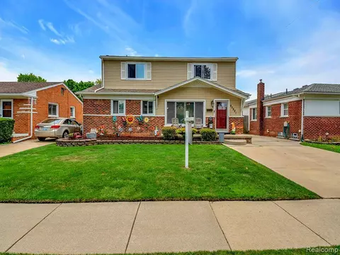 22221 David St, Taylor, MI 48180