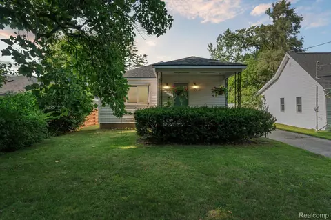 1519 Richmond St NW, Grand Rapids, MI 49504