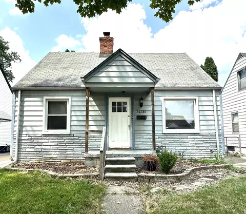 34280 Currier St, Wayne, MI 48184