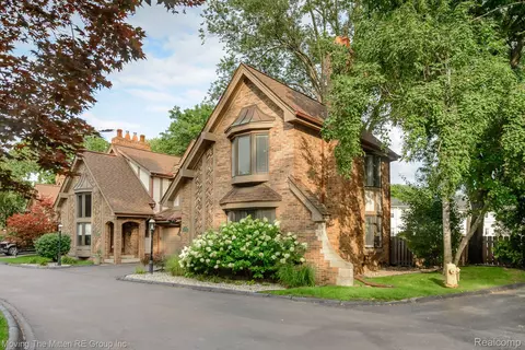 714 S Military St, Dearborn, MI 48124