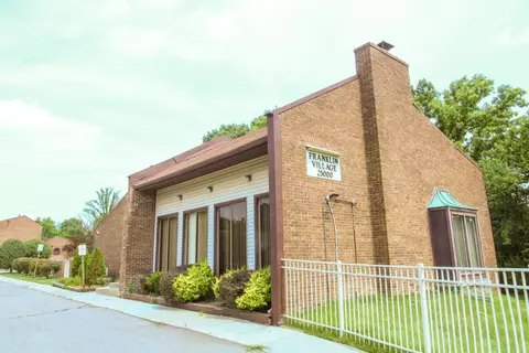 25065 Champlaign Dr, Southfield, MI 48034