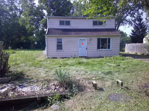 3336 Leta Ave, Burton, MI 48529