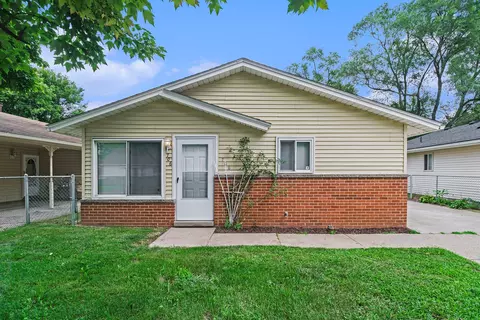 706 Corwin Ave, Pontiac, MI 48340
