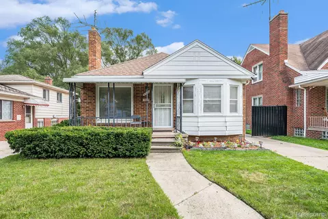 7376 Faust Ave, Detroit, MI 48228