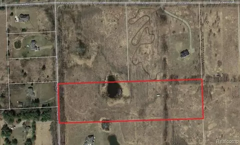 00 Haggerman, Oxford, MI 48367