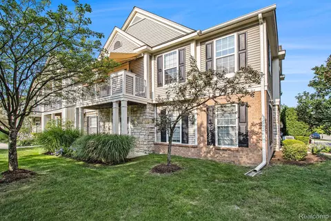 2016 Cedar Valley Dr, Canton, MI 48188