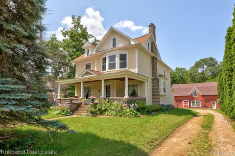 8584 State Rd, Millington, MI 48746
