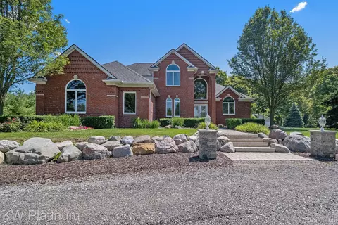 1537 Preservation Ln, St. Clair, MI 48079