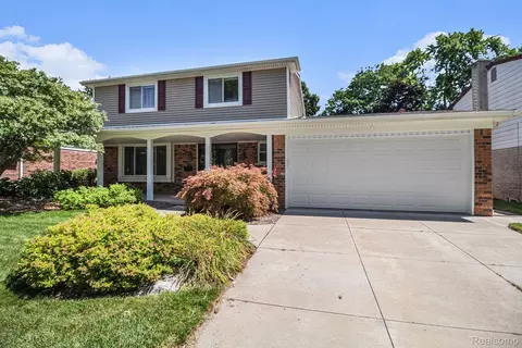 7370 Irongate Rd, Canton, MI 48187