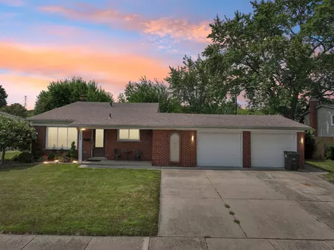 11618 Moran St, Taylor, MI 48180