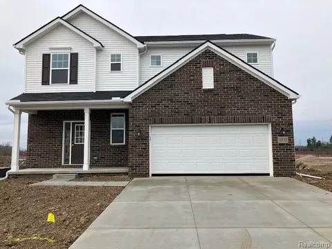 1973 Maggie Ln, Superior, MI 48198